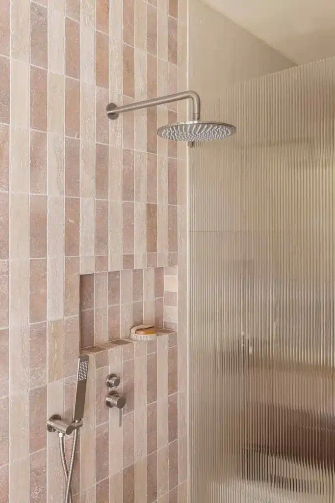 Earthy color palette bathroom